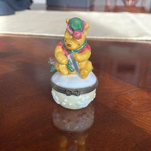 Winnie the Pooh porcelain box